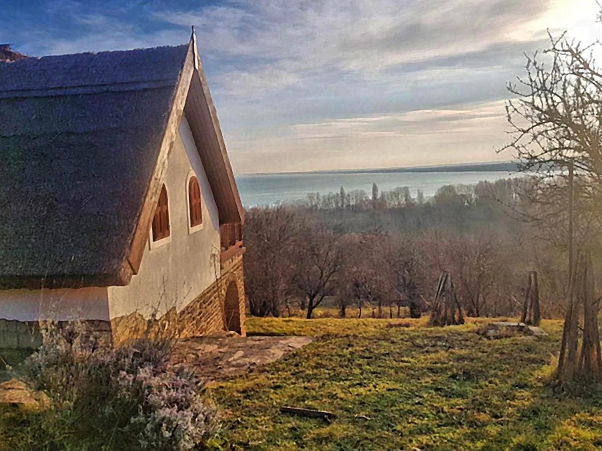 Villa Korozsa Vendeghaz Tihany Exterior foto