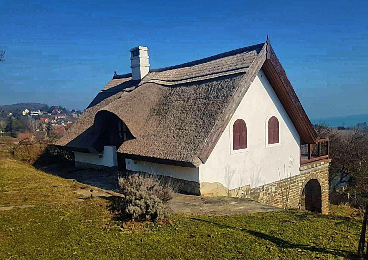 Villa Korozsa Vendeghaz Tihany Exterior foto